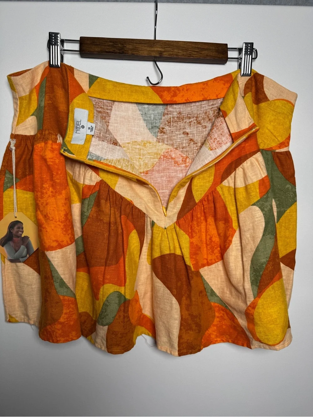 Fe Noel x Target Mini Skirt Size 16 Abstract Orange Yellow  55% Linen 45% rayon - Picture 3 of 8